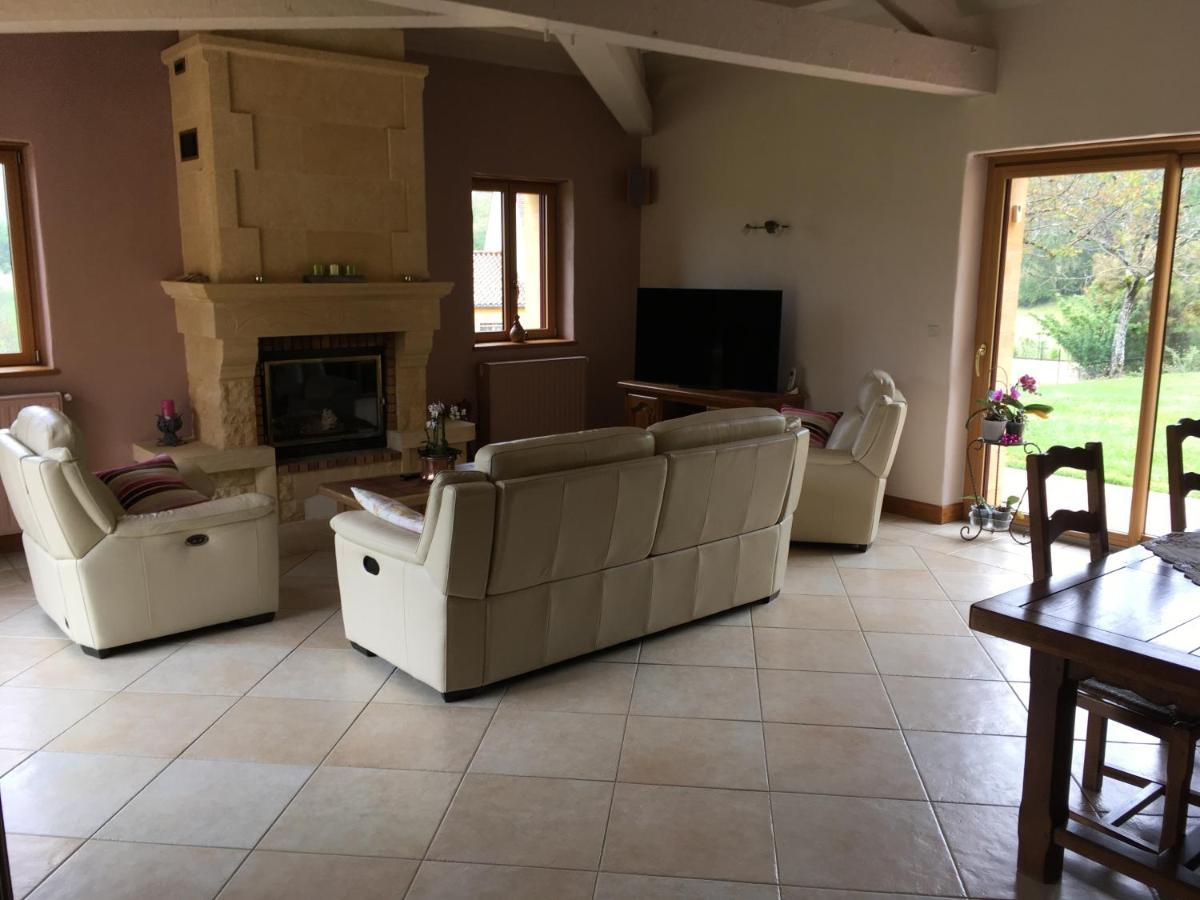 לינה וארוחת בוקר ויטראק Chez Bernadette Et Victor מראה חיצוני תמונה