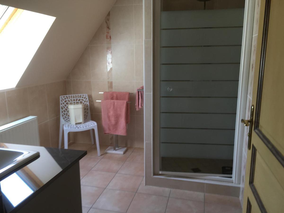 לינה וארוחת בוקר ויטראק Chez Bernadette Et Victor מראה חיצוני תמונה